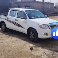 هايلوكس • ٢٠١٤ • اوتماتيك