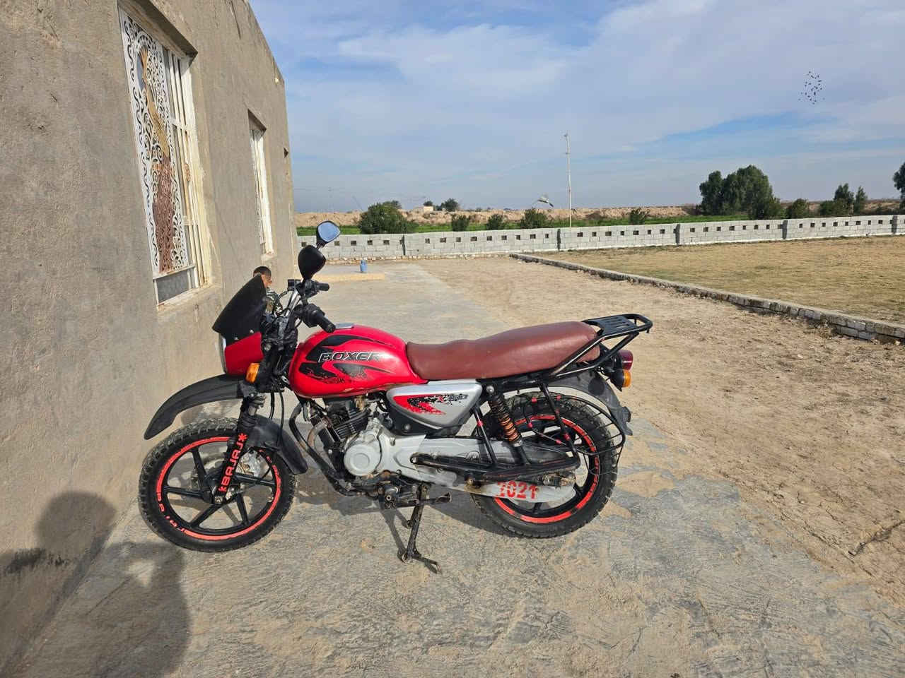 دراجه للبيع رقم وسنويه مداور ثاني يوم مديل 2021
***********
