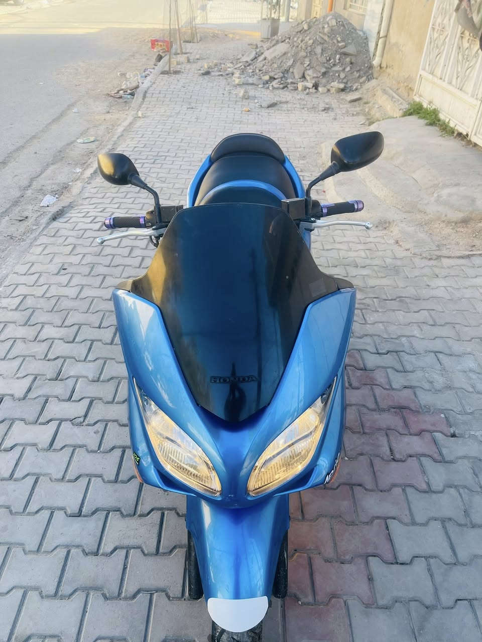 سلام عليكم فورزه 09 كرستال لو مميز🩵 7گير 4 تحويلات سعره مليون  اوياله ذهبيه  و بس تكحيلات كفاله عامه جيب فيتر و افحص  مكاني بغداد الحسينية ***********
