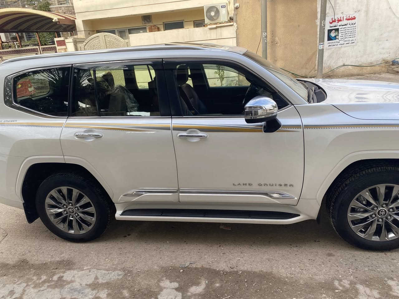 2024Land Cruise Toon Turdo
سلام عليكم لاند كروز تون تيربو VXR 

مغلفه بل كاملPPF

مكفوله من الرصعه و الضربه 

عليهه رقم مميز

رقمها بغداد 

ماشيه ٣٣

7راكب بنوراما 

كشنات تدفئه تبريد امامي خلفي

كامرات 360 

توقف ذاتي 

تشغيل عن بعد 

بيبان ٤بصمه

رادار امامي 

للبيع فقط مكاني بغداد الشعب 

أي ستفسار ***********
