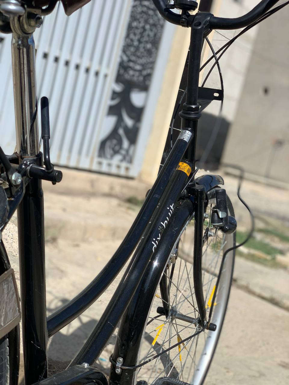 السلام عليكم باسكل حجم 26 باسكل كير بدون حساس مال شحن جديد ماصار شهرين من نزلتو من الحاويه تايات جوابه جدد السعر 125وبي مجال موشراي لاتعلق مكاني موصل حي سومر ***********.        
***********
