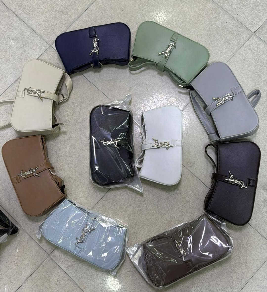 تم وصول البضاعه الجديدة
موسم صيفي 2026 / العيد يمنه وبس
موديلات تجنن / اهلا وسهلا بيكم /// اخوكم مهند العبدلي 
العنوان حي المعلمين مقابيل الاسواق علي صخي مقابيل الكيك النورس بضبط


**إذا كنت صاحب هذا الإعلان وتريد حذفه لأي سبب، رجاءا أرسل رسالة إلى الدعم الفني**