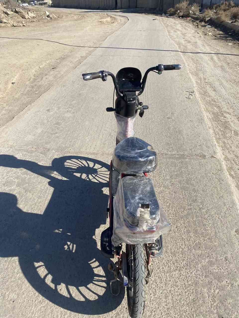 موديل 2024
نضيفة كلش
بطاريات جدد
تايرات جدد 
مابيها اي نقص 
***********
