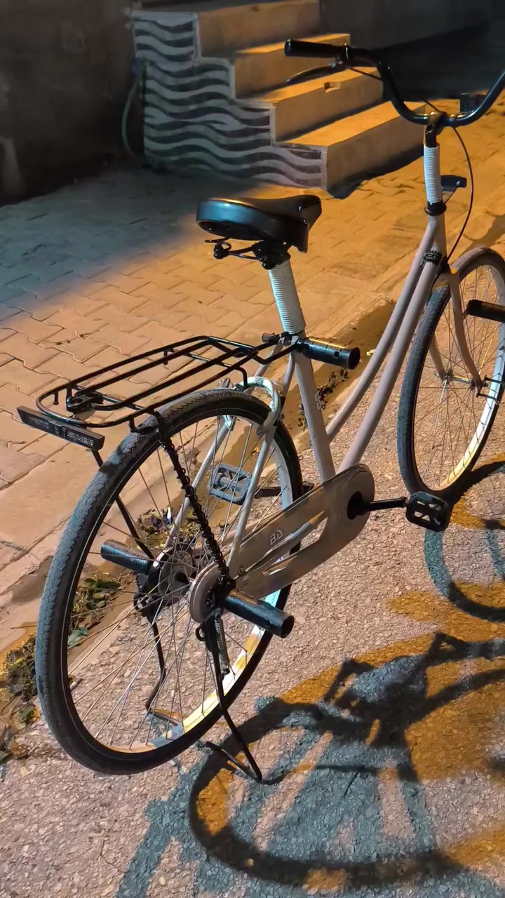 السلام عليكم
باسكل للبيع موديل 21شهر 4 
باسكل كفالة عامة 
السعر 140 وبي مجال  
عنواني نجف حي المهندسين 
رقمي ***********
