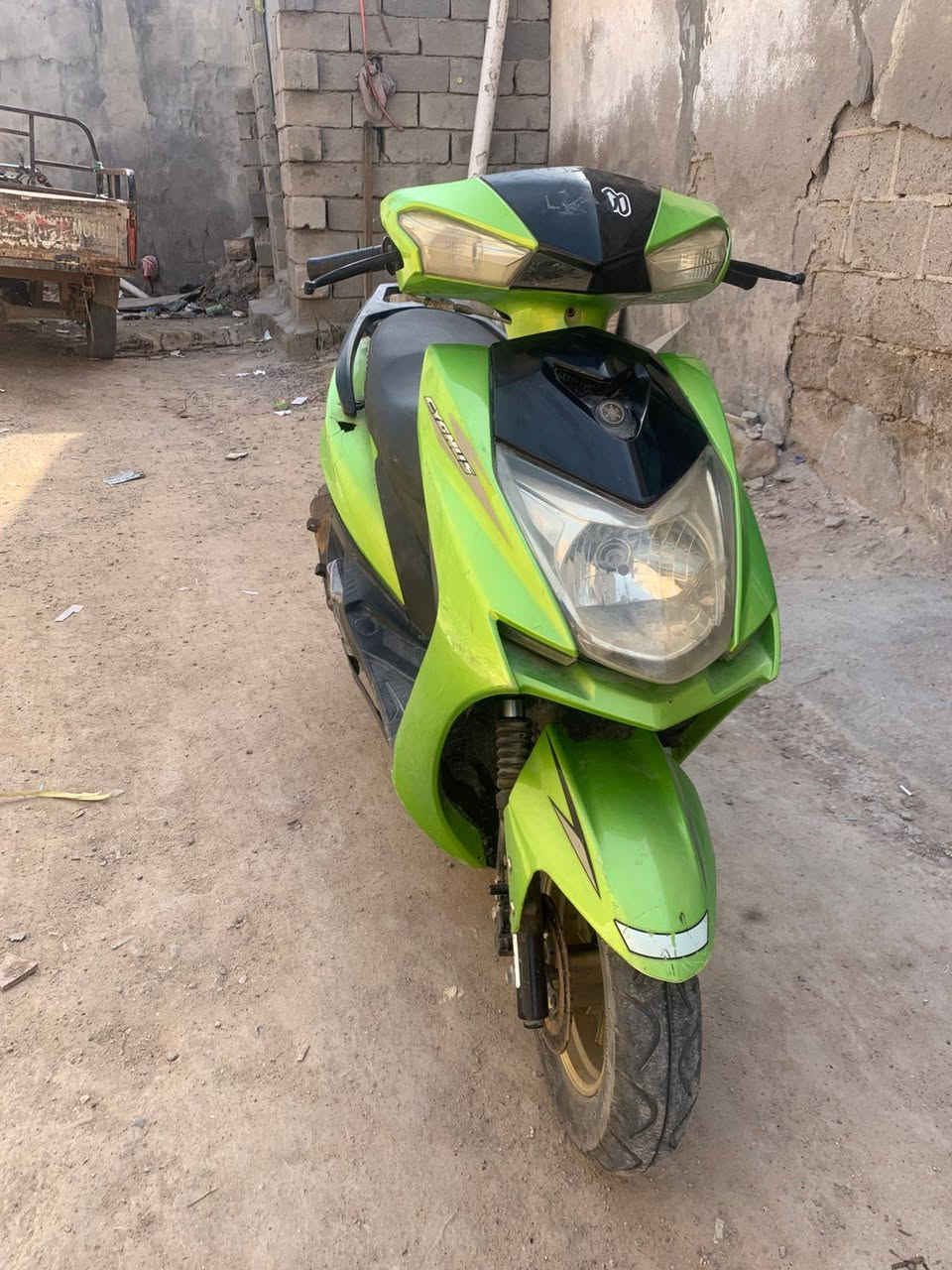 السلام عليكم دراجه للبيع سعرها 350 وبيها مجال مكاني البصرة كرمه علي ***********
