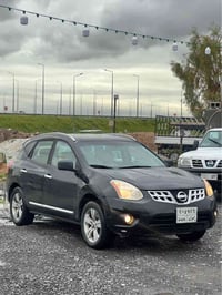 نيسان روگ • ٢٠١٢ • توماتيك