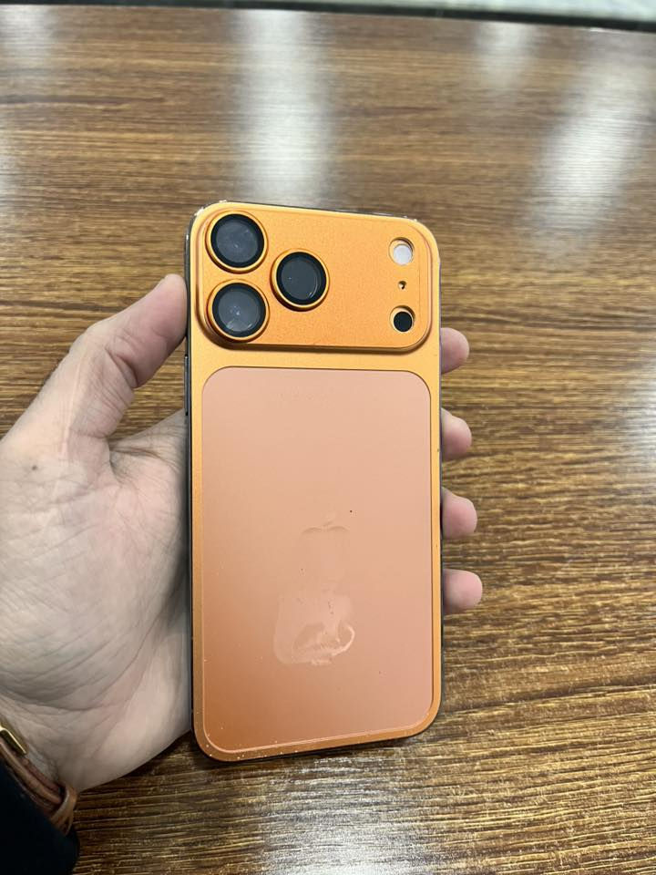 ايفون 13 برو ماكس
بطاريه 79

ذاكره 256

لون بحري

نضافه الجهاز 100 
السعر 600 الف

***********
