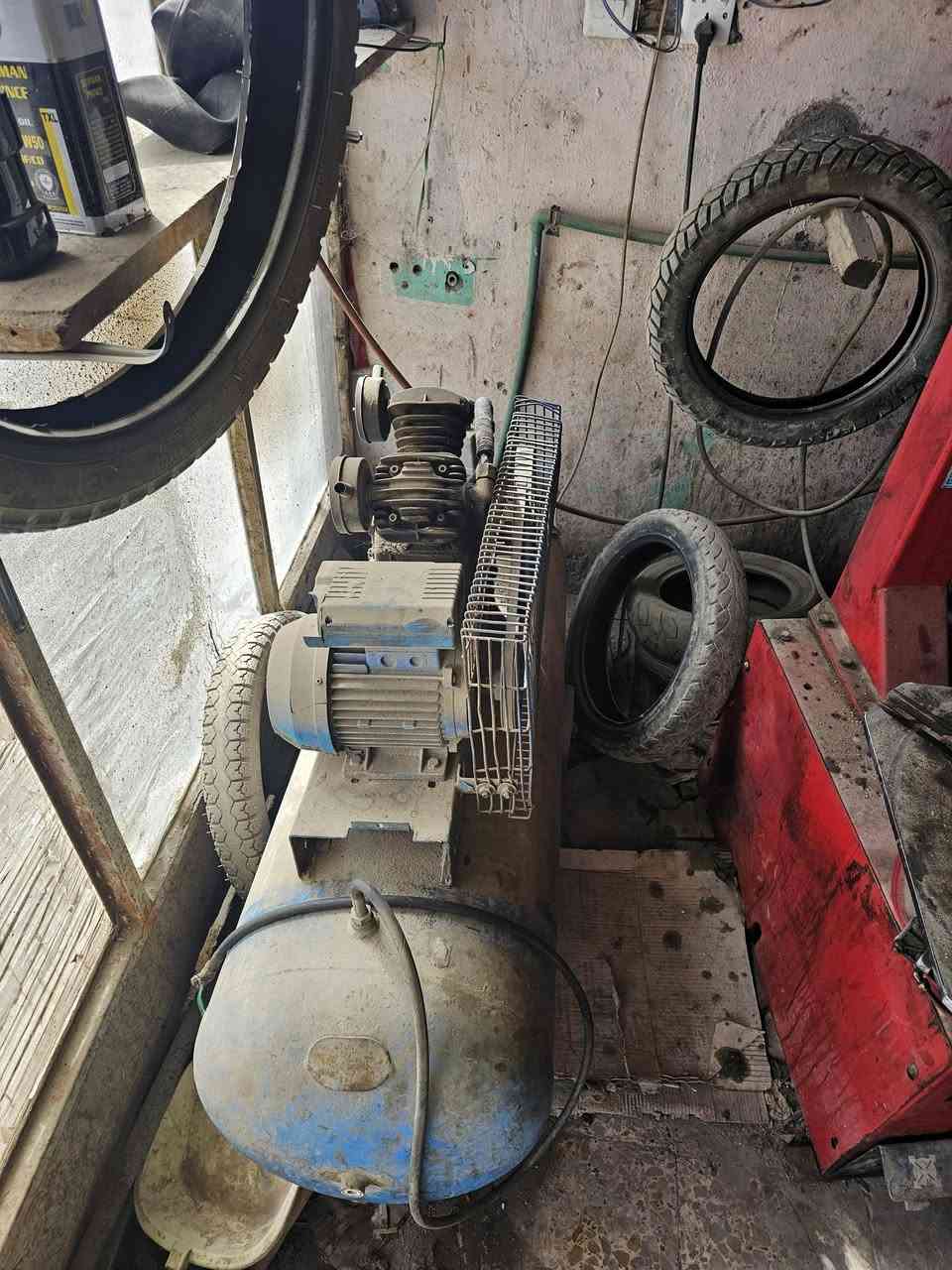 البيع شرط شغل ٣٠٠ الف بيه مجال  المطيحه حي الزيتون


**إذا كنت صاحب هذا الإعلان وتريد حذفه لأي سبب، رجاءا أرسل رسالة إلى الدعم الفني**