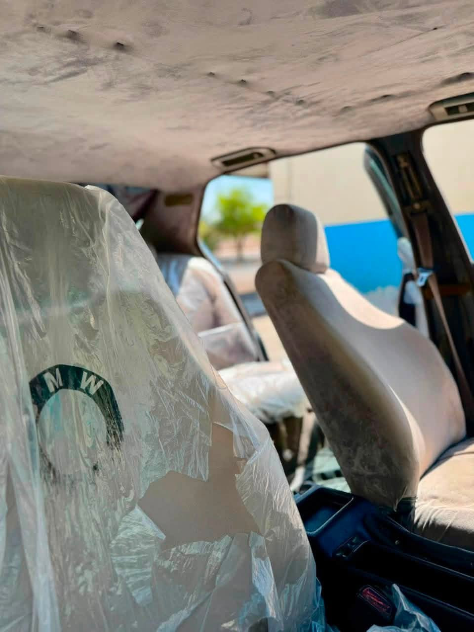 السلام عليكم
BMW735 

مكينه وكير شرط سنويه مشروع وطني باسمي تحويل ثاني يوم حداديه الاماميه جيده 
الحداديه الخلفيه تعبانه 
كهربائيات شغاله كشنات كهرباء 
تبريد مايشتغل 
راديتر جديد مال كصه مروحه جديده بلكات جديده ايرفلو جديد باور ستيرن جديد واتر بم بلكارتون ولف حماوه بلكارتون 
سعر ٤٢وبيه مجال حك الجيه 
وعوزه شغلات بسيطه من تجي شوفهن

العنوان ميسان العماره المجر الكبير ***********
