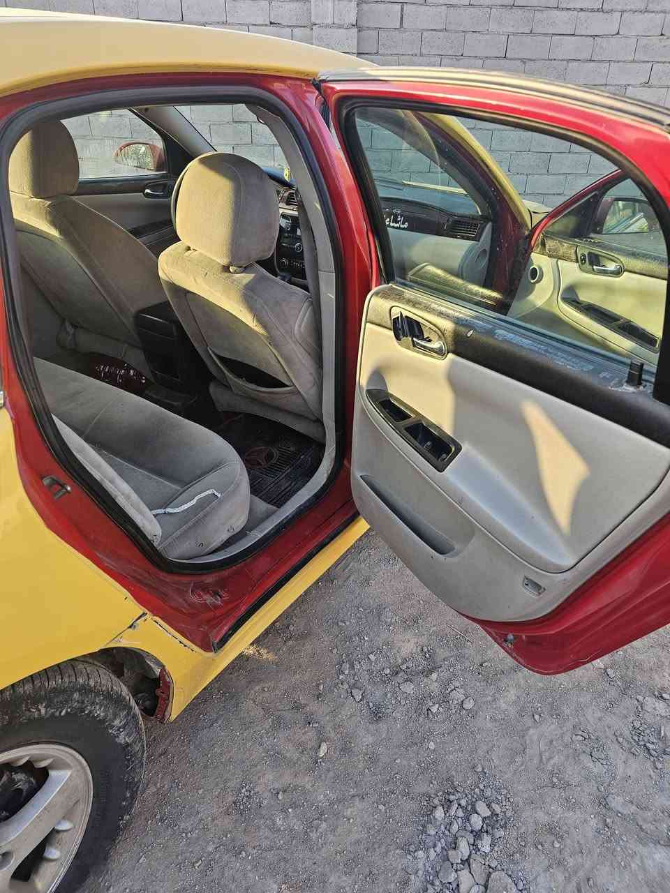 سلام عليكم من رخصت مدير الكروب امبالا موديل ٢٠١١ بغداد تحويل مباشر خط سماوه نجف مكينه ٣٥٠٠ كهربائياته شغاله ظربته جاملغ الأيمن السعر ٥٢ وبيه مجال المكان السماوه ارقم ***********
