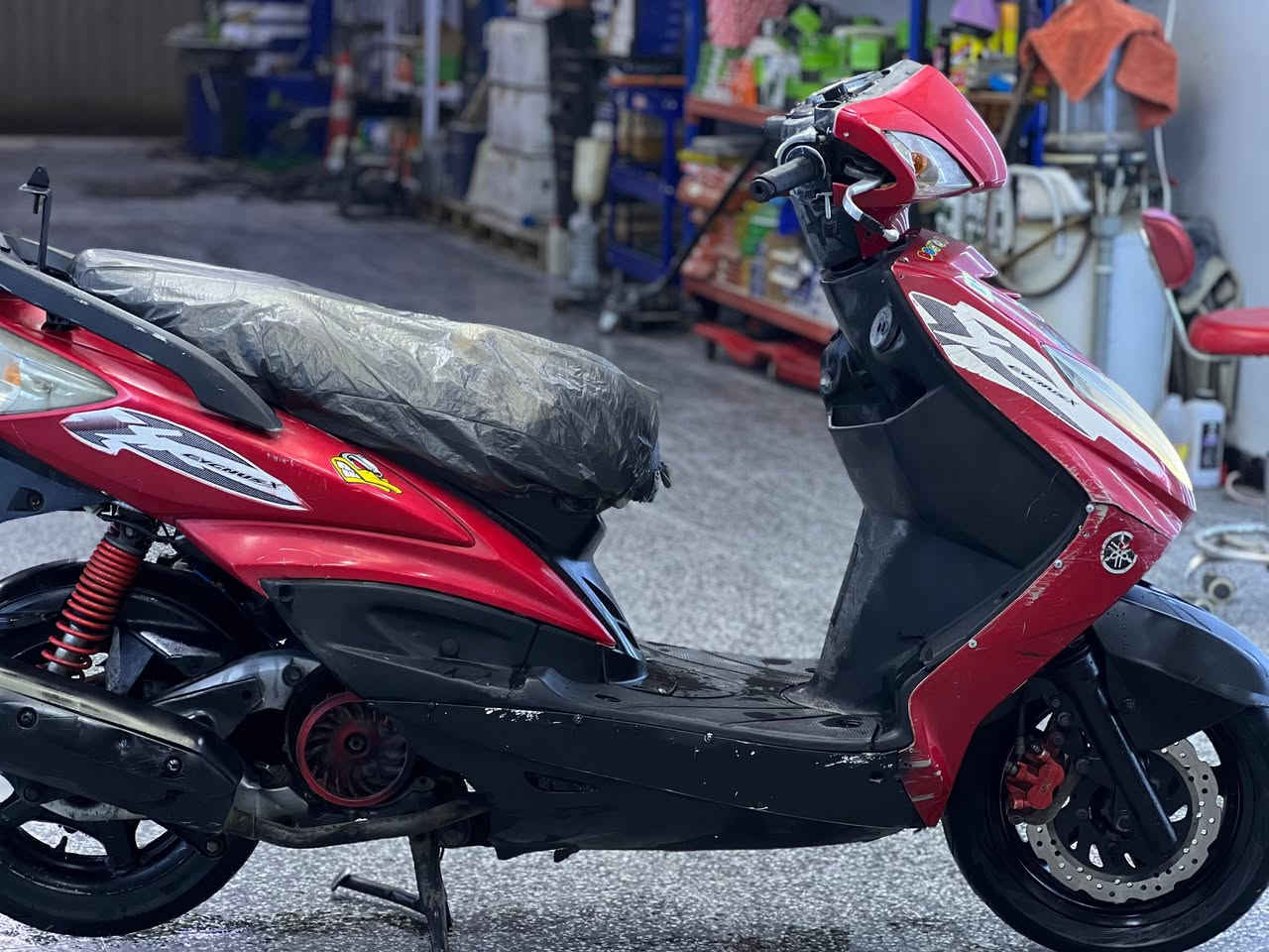 دراجه لبيع سكنس فحل لايت زنون اشاير كله شغاله مكاني بغداد الاعظميه  سعر دراجه350فقل قفل قفل لدكلي حك جيه نهايتهه350 ماجاوب عل تعليقات ادخل خاص وتدلل


**إذا كنت صاحب هذا الإعلان وتريد حذفه لأي سبب، رجاءا أرسل رسالة إلى الدعم الفني**