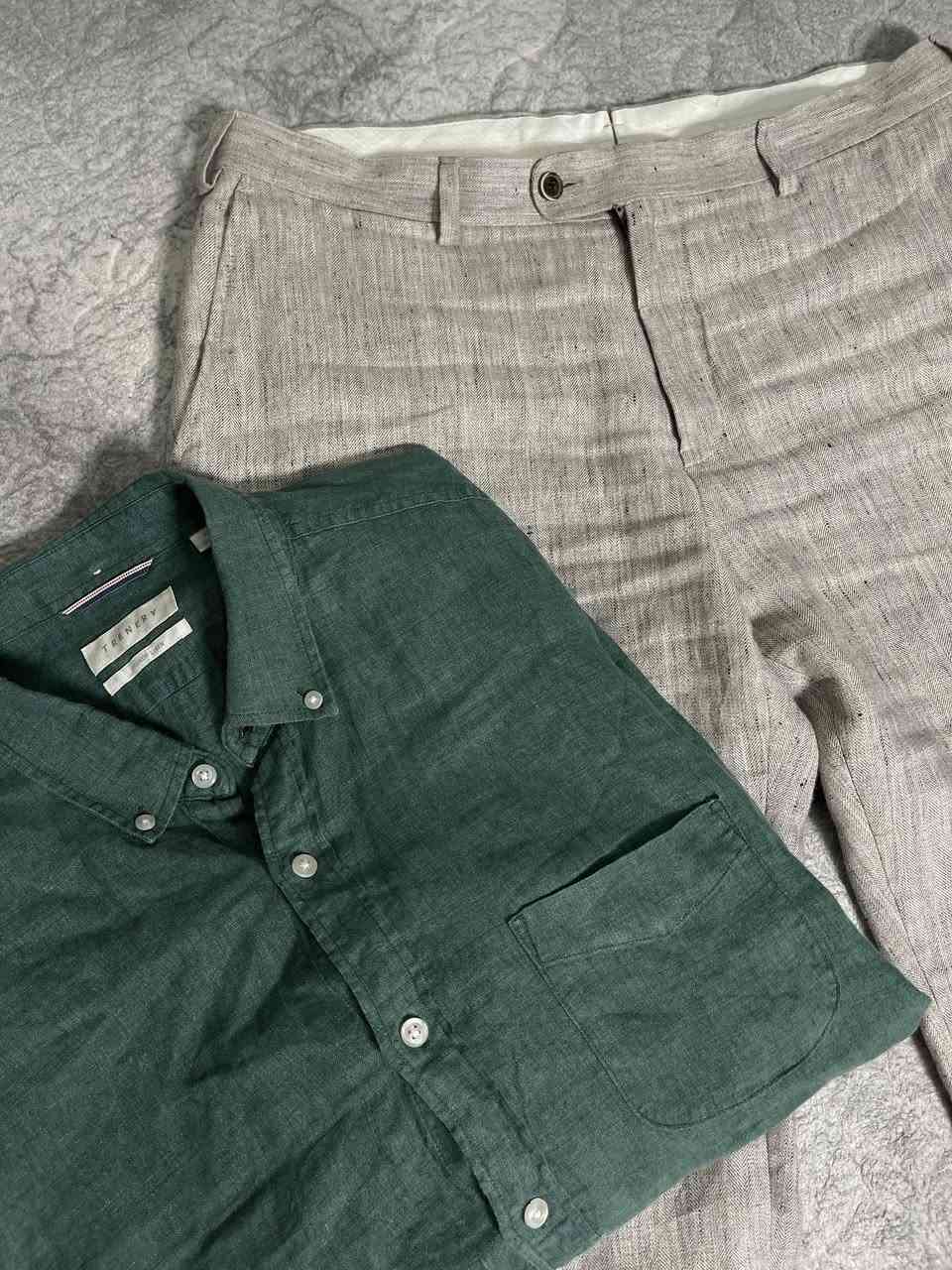 🔥سيت لنن روعة اصلي  💯
 🔹سعر: ٥٨ توصيل مجاني

🔹قياس: البنطلون٣٦
قميس نص ردن XL راهي 
🔹جديد ما ملبوس  
 🔹لون: كما موضح بالصورة

🔹توصيل موجود لكافة المحافظات


**إذا كنت صاحب هذا الإعلان وتريد حذفه لأي سبب، رجاءا أرسل رسالة إلى الدعم الفني**