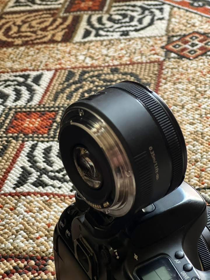 #للبيع
كانون 80D 

كانون 70D

عدسة 50 ملم 

عدسة 85 ملم 

بطاريات عدد 3 

شاحنتين 

ورامات 64 عدد 2سرعةً140

جنطة 

السعر مليون $

توصيل موجود


**إذا كنت صاحب هذا الإعلان وتريد حذفه لأي سبب، رجاءا أرسل رسالة إلى الدعم الفني**