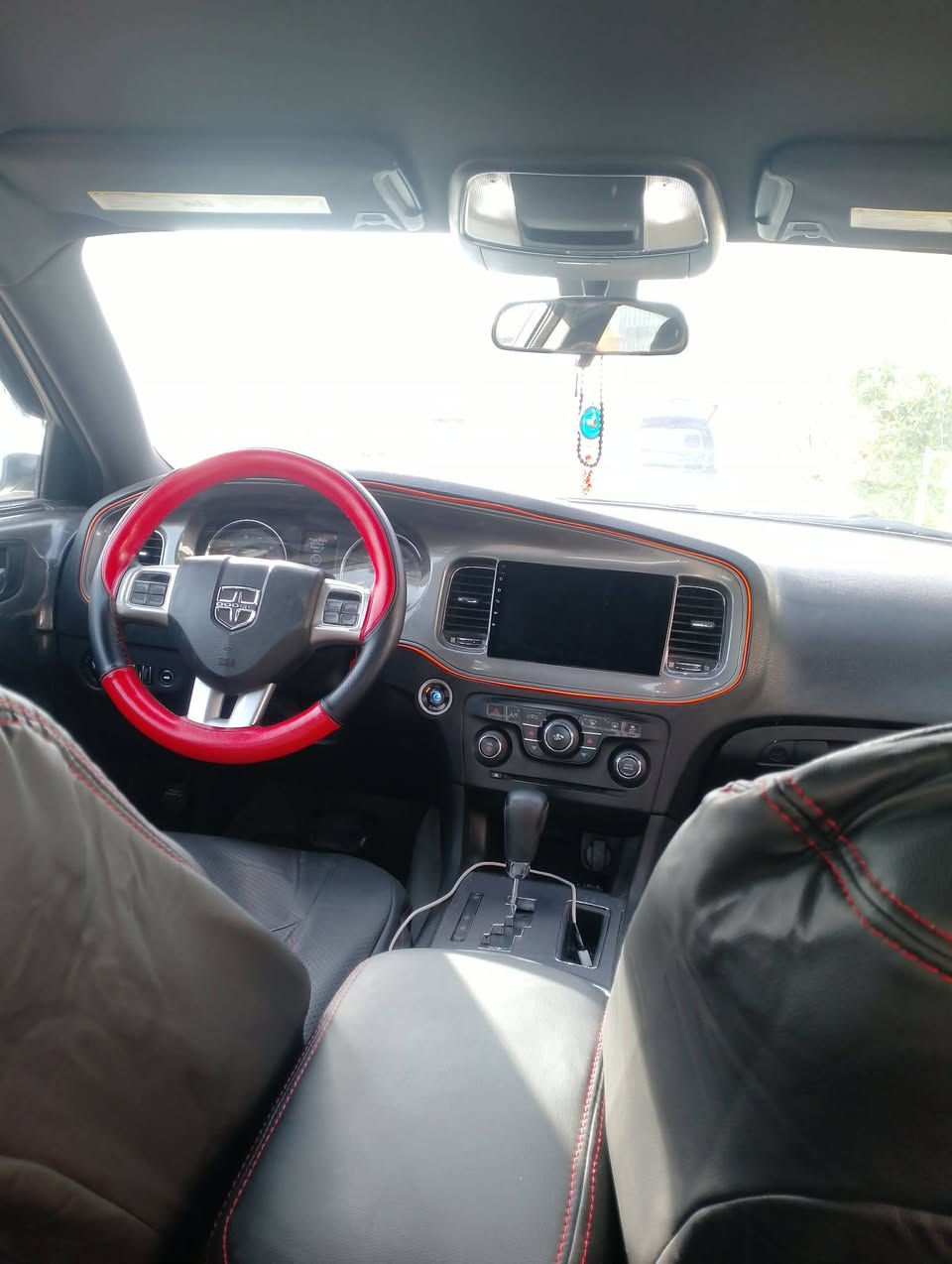 سلام عليكم جارجر موديل ٢٠١١ ضررباب الخلفي رش بدون تبديل وبدون معجون بالخارج مرشوش مو بالعراق مكينه وكير خير من الله بدون صرف وبخار سنويه بسمي ٢٠٢٨ تسقط شاشه ايباد  اكسل مال موديل ٢٠ صدر وتايرات جديده شادهن ١٥٠$وبيه مجال عنوان كركوك ***********
