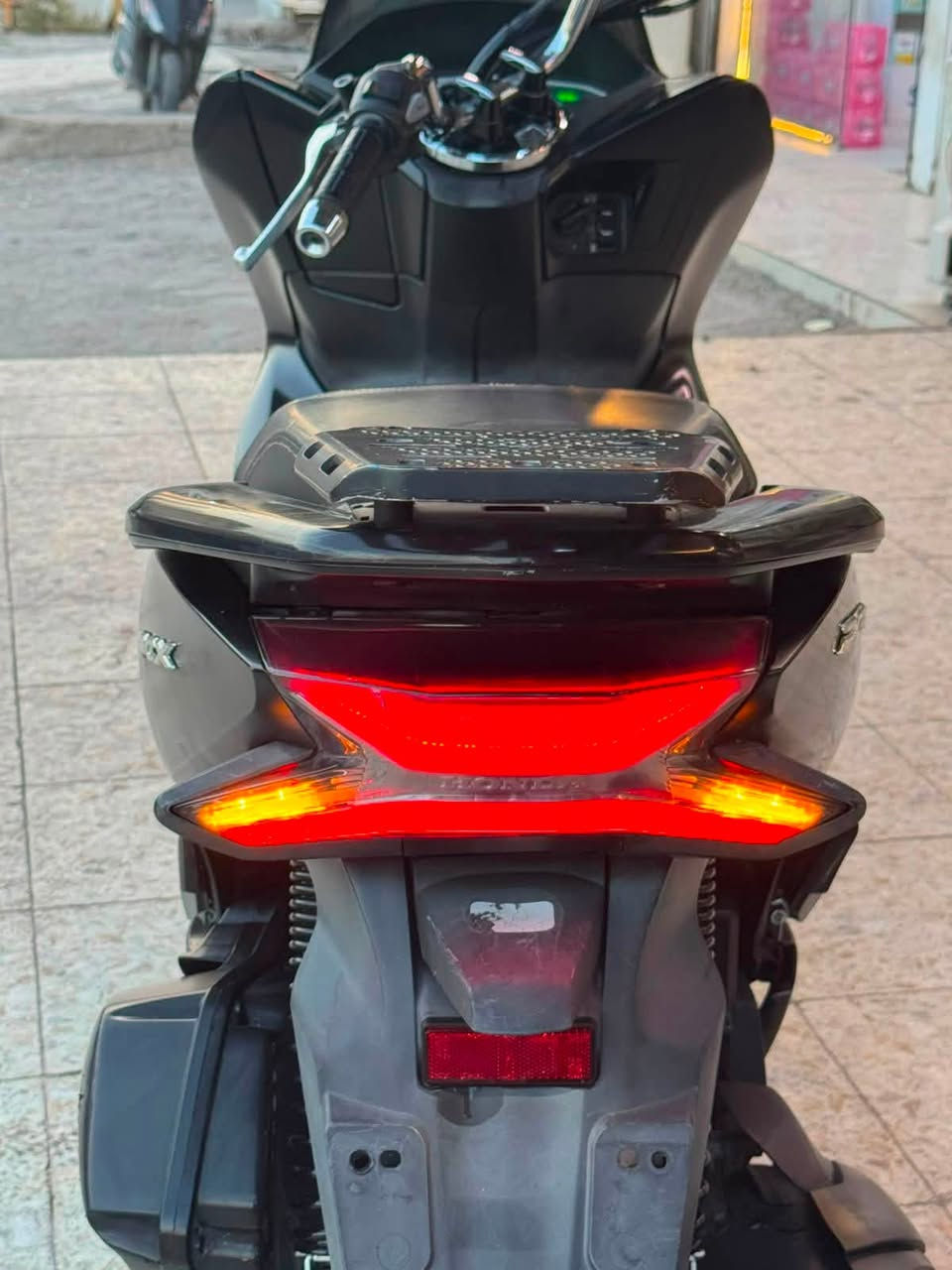كوريPcx جيل الثالث 2019مكفوله 
مكان الحريه ***********
السعر 1800بيه مجال قليل
