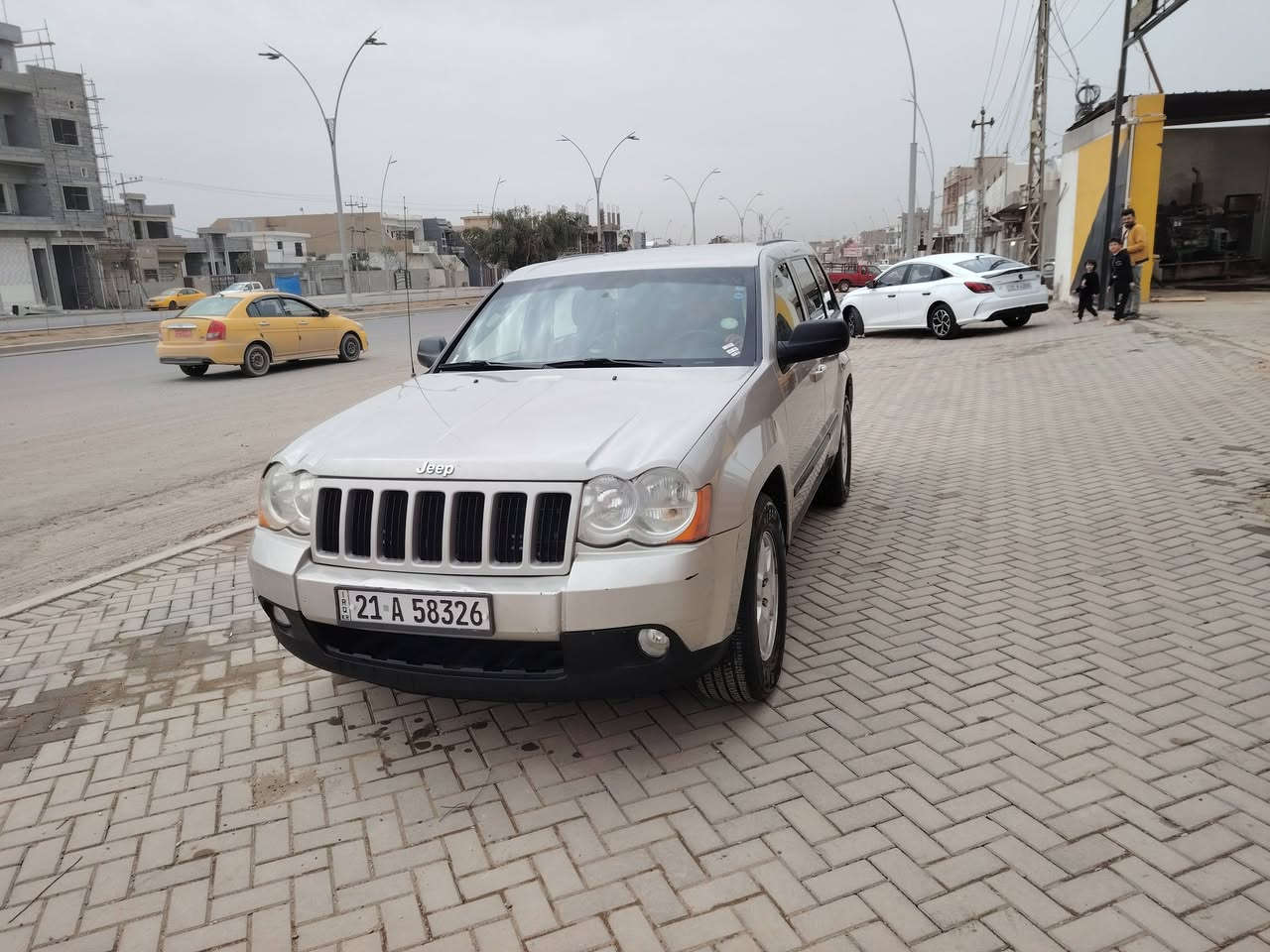 جيب لاريدو  2008  دبل اكسل بيه قطعتين صبغ  فقط  خير من الله
*********** كركوك
