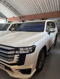 لاندكروزر GX.R • ٢٠٢٤ • ٣٠ ألف كم