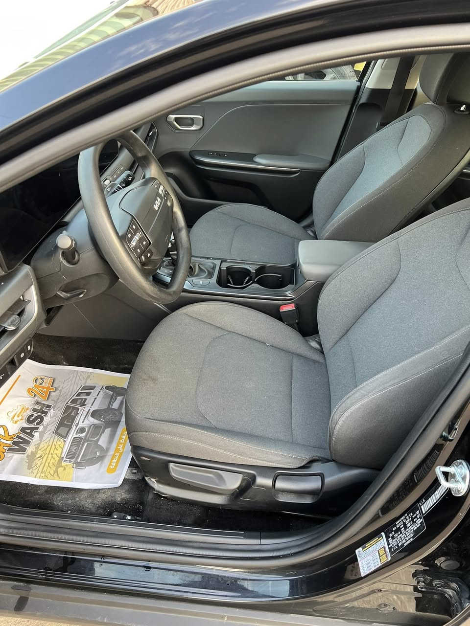 كي فور 2025 ماشيه 2000 الف حادث قطعتين بنيد جاملغ. بدون لغد ولا شاصي. *********** الشعب حي اور
