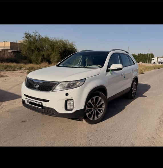 السلام عليكم
سورينتو 2014، 6 سلندر 3500 ، 7 راكب، رقم البصرة.
الرقم الجديد سنوية لغاية / 2027.

المواصفات: لون أبيض، بانوراما، كشنات كهربائية، تحكم ستيرن، كروز سرعة، موسيقى الترحيب، لَد باب أمامي، بيبان بصمة، بصمتين تشغيل، نظام ECO، حدادية جديدة، اطارات جديدة، فانين محرك + فان تبريد، تبريد 3 قطع، دوشمة جديدة، شاشة لمس، لَد أمامي أبيض ولايت زينون.

:- بارد في باب خلف السائق أقل من إصبع، رصعة في باب الجنطة، رصعات بسيطة في البُنيد. عداد السيارة: 185 ألف السعر 200 وبيه مجال بسيط . 
السيارة للبيع فقط. 
***********
