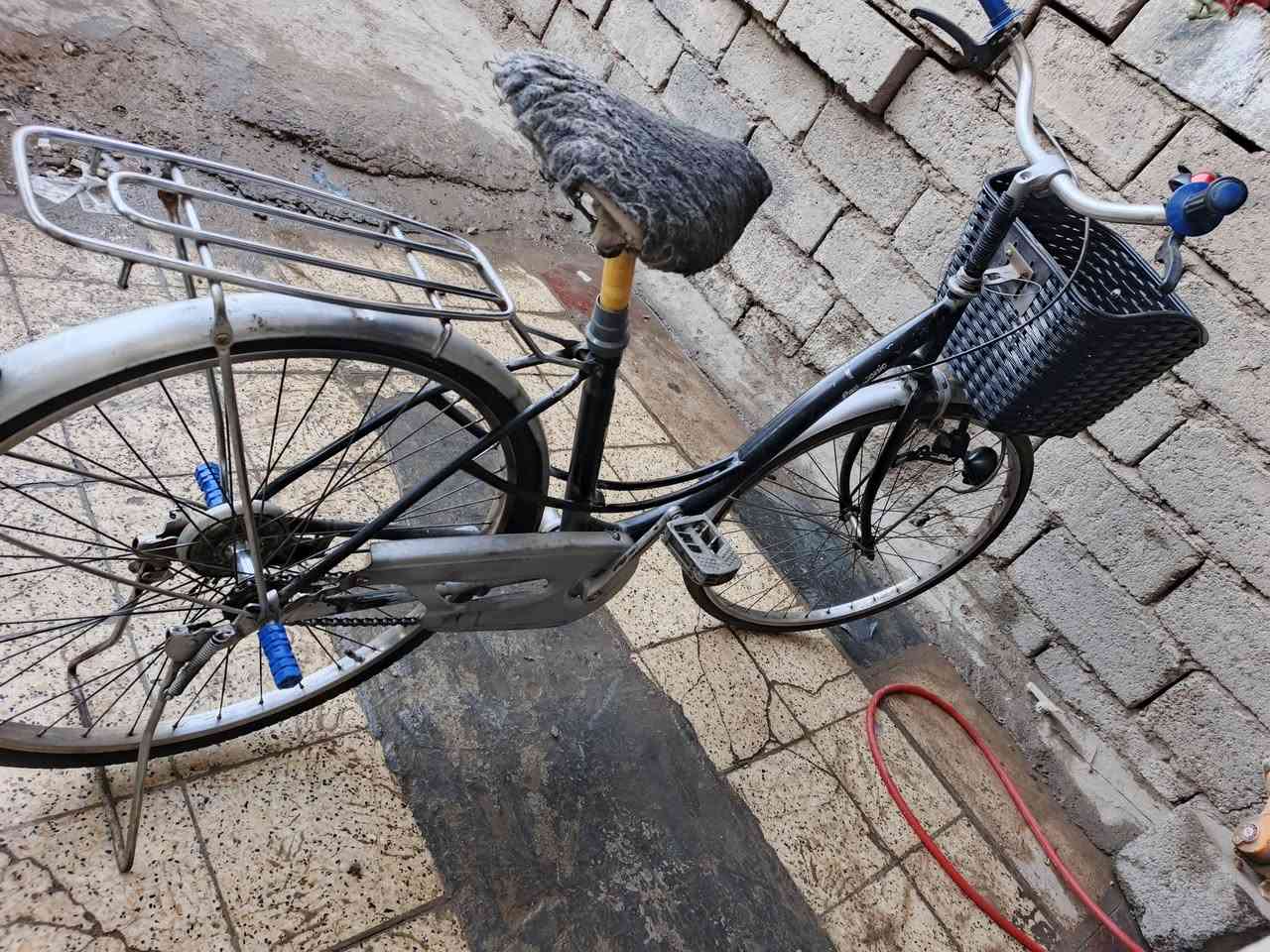 السلام عليكم عدد اثنين بايسكل للبيع يابان الاصلي اثنينهن سعر 150 مكلف  بالنشر 
مكان بغداد حي الاعلام رقم الهاتف  ***********
