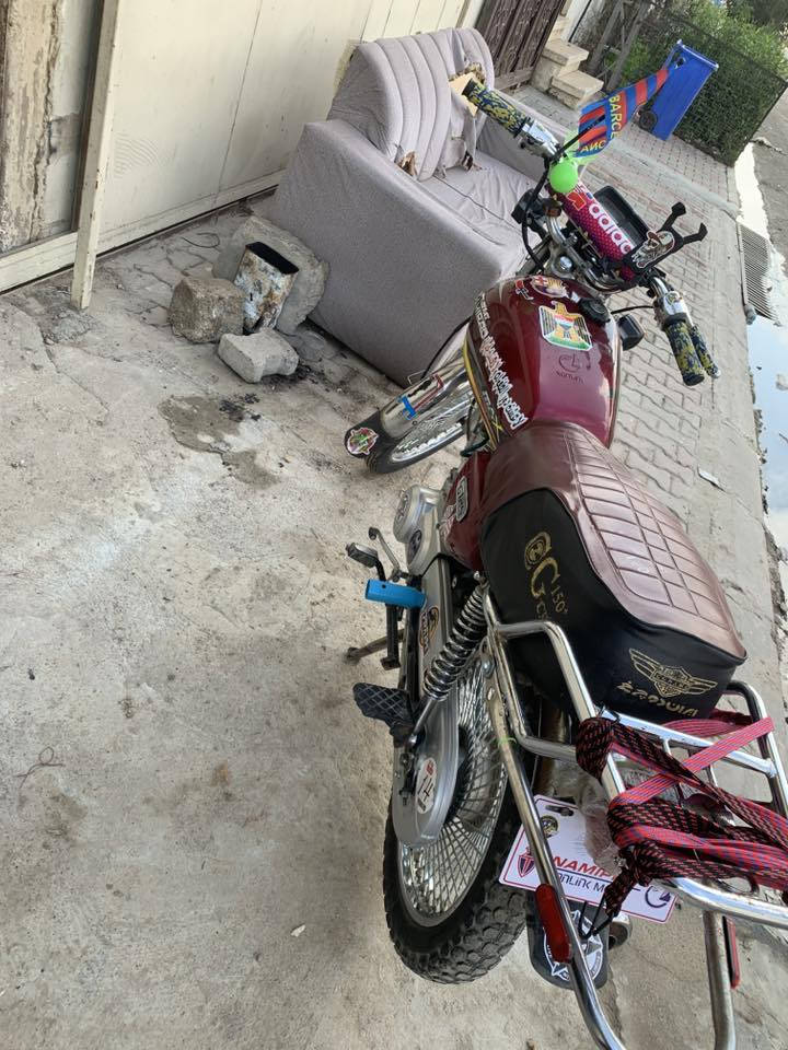 دراجه نامه حلوه ومرتبه محرك نضيف كدام عينك فول نشاط تايرات جدد وياله جدد موديل 20سعر400 او بيه مجال تريد هاذا رقمي ***********او مراسله او يرهم مراوسه
