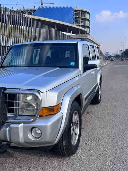 للبيع جيب كوماندر 2007 وارد امريكي كلين كفاله ضربه بيها صبغ بداير مال قبق بانزين سياره مكينه 3700 سته سلندر كير جاهزات تبريد 3 قطع نقصه غاز فقط حداديه زينه كهربائيات كله جاهزه رقم بغداد دولي هزه جديده للاستفسار *********** السعر 105 وبيها مجال مكانها بغداد مكلف بنشر عجبتك اتصل ماجاوب لاتعليق ولا خاص بغداد
