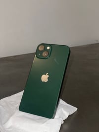 آيفون 13 نضيف جدا استخدام شخصي للبيع كفاله عامه ما بي اي نقص وما مبدل ...