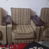 قنفه ٧ مقاعد • ٤ كراسي • الحكيم