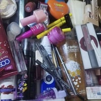 متوفر • توصيل جميع المحافظات • ٥ قطع