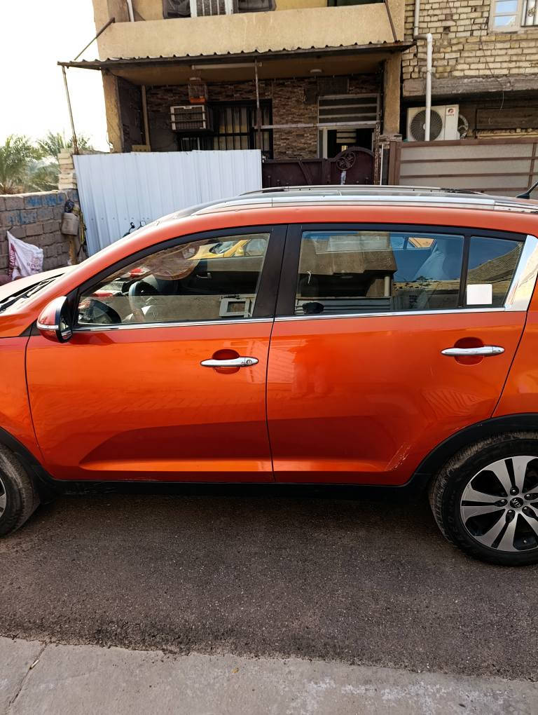 متاح للبيع سياره كيا سبورتج خليجي
سيارة مال بيت
موديل 2014 
محرك 2000
ماشية ١٧٠
وارد خليجي
بيها خدوش موضحه  
قطعه صبغ بسيطه ( جاملغ امامي بصف السايق) 
مكينه خير من الله لا تبخير ولا تنقيص 
تبريد ثلج نعمه 
صدر جديد نظافة ١٠٠٪ 
راديتر جديد 
فريز جديد
تايرات امامية جديد
مسويلها شبه ادامة
السياره بـــ اسمي تحويل ثاني يوم مشروع وطني وين ميعجبك
دواخل نضيفه 
كشنات بلادية نضافة فول
بانوراما 
كاميرا دواره 
اشاير بـــ المري 
مري شفط 
تحكم ستيرن اربع جهات 
السياره فول عدا البصمه 
 وبيها مجال بسيط حك الجيه 
مكان السياره بغداد الشرطه الخامسه 
السعر ع الخاص واتساب 
غير متواجد ع الفيس 
***********
142 وبيها مجال بسيط بغداد, العراق
