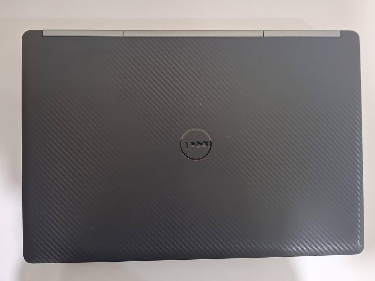 لابتوب Dell Precision 7710
مواصفات:
حجم الشاشة 17.3
معالج i7 الجيل السادس hq عالي الاداء
كرت شاشه Nvidia Quadro m4000m 4gb vram
رام 32gb ddr4
مساحه ssd 256
كيبورد مضيء
شاحنه 240 واط
اللابتوب مخصص للالعاب و الاعمال الهندسيه و الدراسه و غيرها
سعر 450


**إذا كنت صاحب هذا الإعلان وتريد حذفه لأي سبب، رجاءا أرسل رسالة إلى الدعم الفني**
