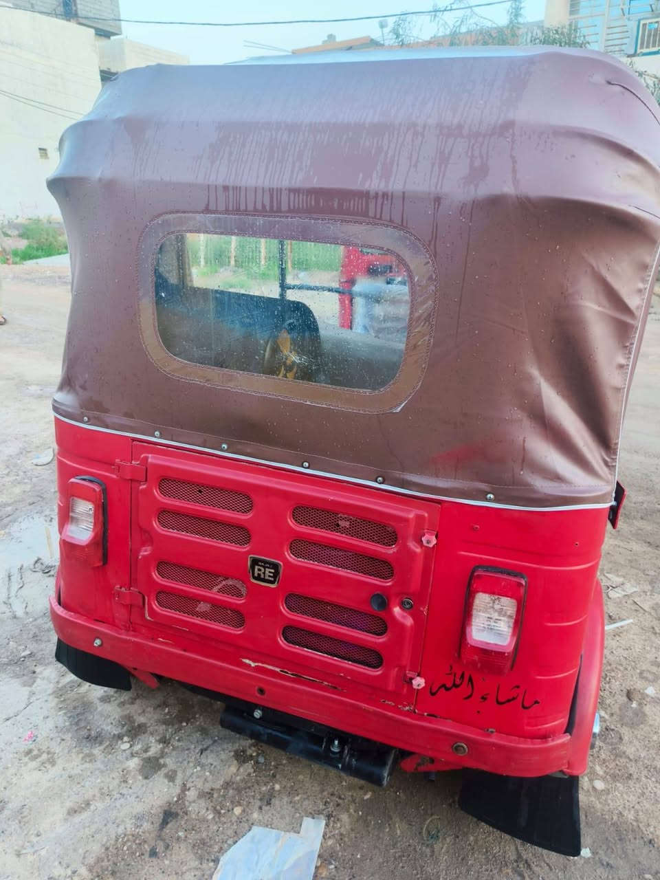 السلام عليكم شباب تكتك موديل 18 شهر5 المكان ديالى بعقوبة مدخل الرحمه قرب جامع مالك الملك السعر 4800 الرقم ***********
