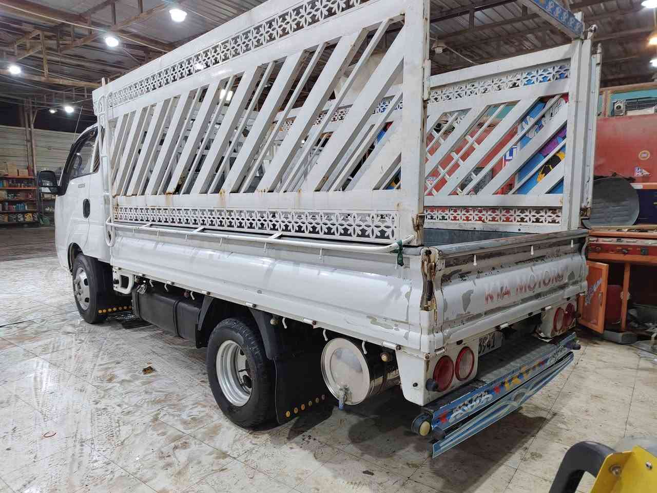 سلام عليكم من رخصة مدير الكروب المحترم كيا فحل مفتوح سياره جاهزه ع اخر حبايه كفاله عامه تخم تاير  رقم انكليزي مداور ثاني يوم 
مكان السياره الناصريه ✈️قظاء سوق الشيوخ🚘
السياره سابقا جانت عد اخونه محمد حاشوش💗 ومعروفه بالعافيه على الي ياخذه
ملاحظه)((اني صاحب باص منشاءه ومستعجل ع بيعته))
***********
