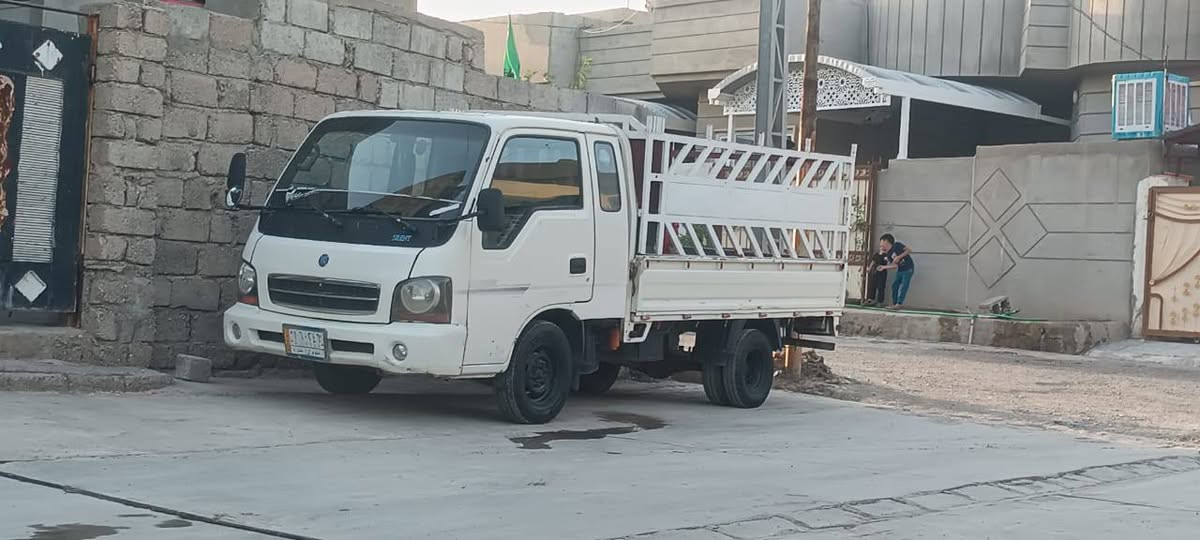 سلام عليكم كيا حمل للبيع بزونه موديل 2002 رقم نينوى تحويل مباشر مكان السياره موصل ايسر  الحصه ما كاز تحديث سعر 80 غير متواجد عل فيس رقم ***********  ***********
