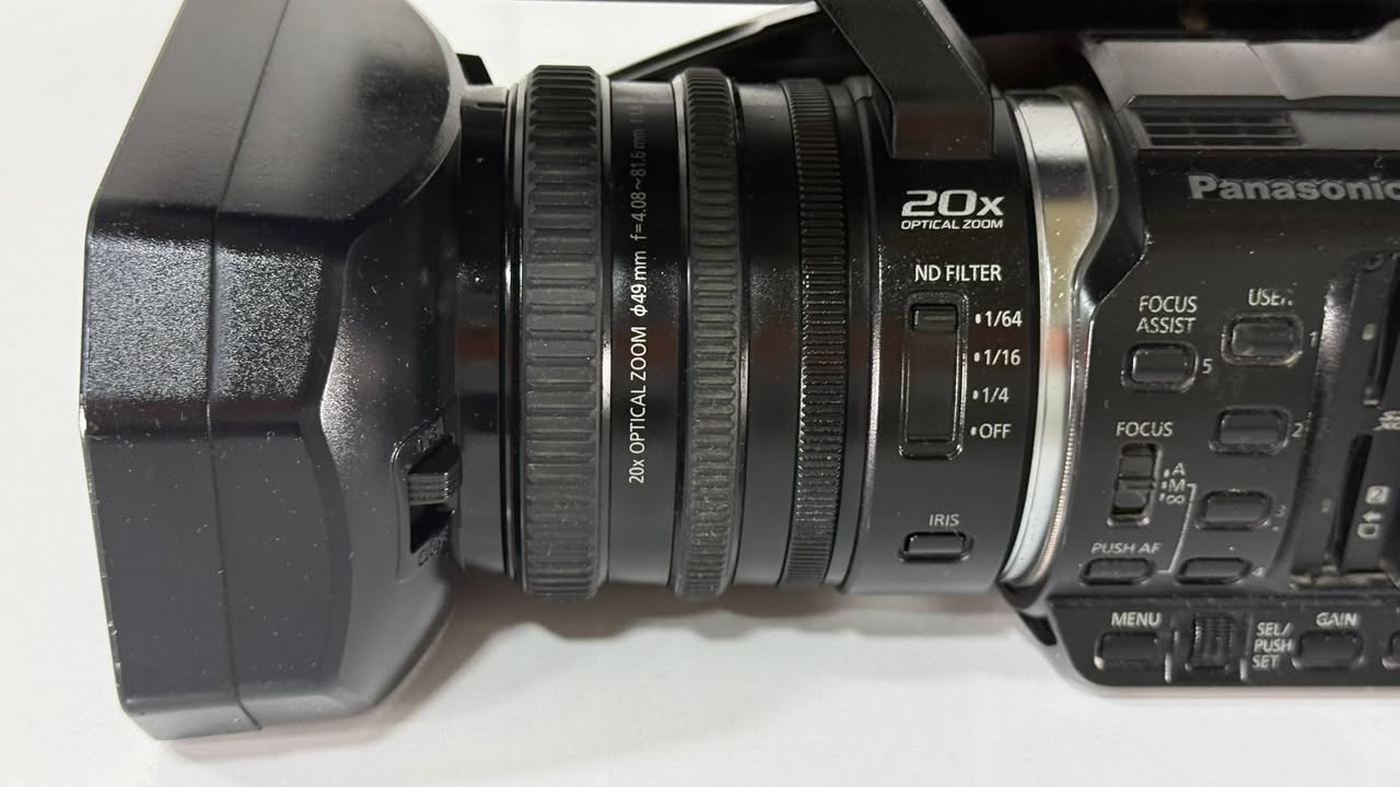 معدات تصوير نظافة عالية ،، 4 كامرات اذاعية وكامرة نيكون احترافية D810 مع عدس 24-70
ومانع اهتزاز زيون ( مكلف بلنشر شلع بـ5000.000 ملاين ) للتواصل ***********
