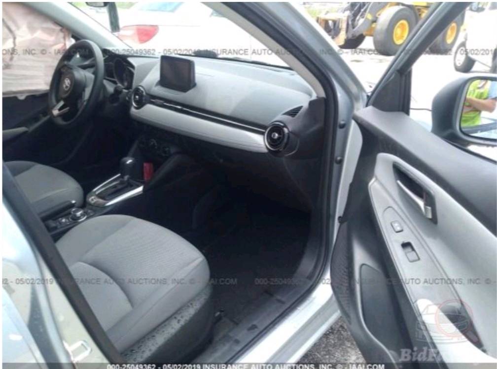 تويوتا يارس 2019 أمريكي حجم المحرك 1500 السيارة جاهزة من كل شي رقم أربيل تريد وكالة تريد تحويل صاحبها موجود بغداد والسيارة موجوده بغداد صور الحادث موجوده بالمنشور وصور السونار موجوده أيضا بالمنشور السعر 110$  وبيها مجال للاستفسار الاتصال على الرقم *********** والرقم بي واتساب وياربي التوفيق للجميع 