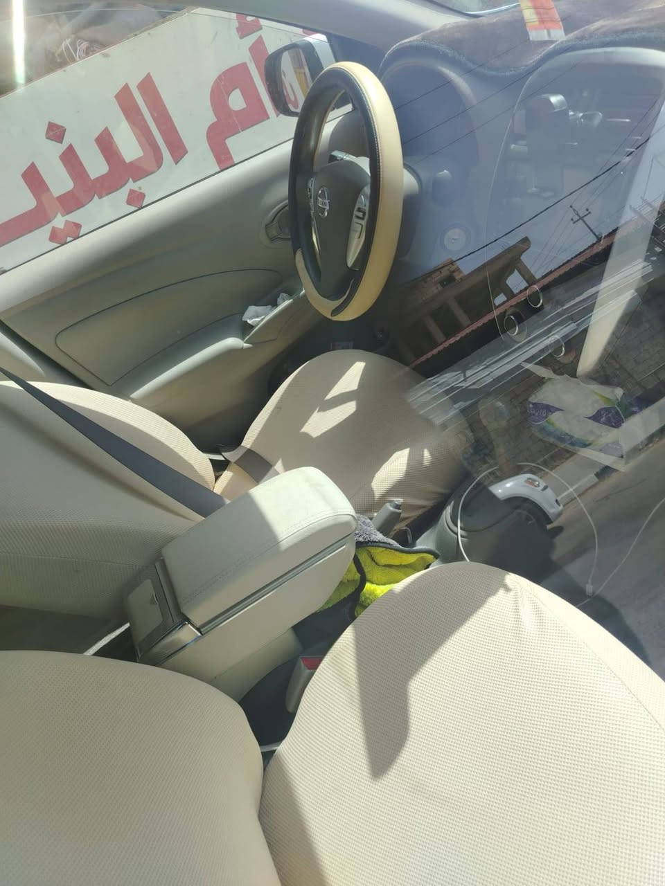 السلام عليكم نيسان صني هندي مديل 24 بدون بليته هندي اصل كفاله من تبتيل وصبخ  بيهه بارد قليل ماشيه 87 كير مكينه تبريد كفاله سعر 118وبيهه مجال ***********

