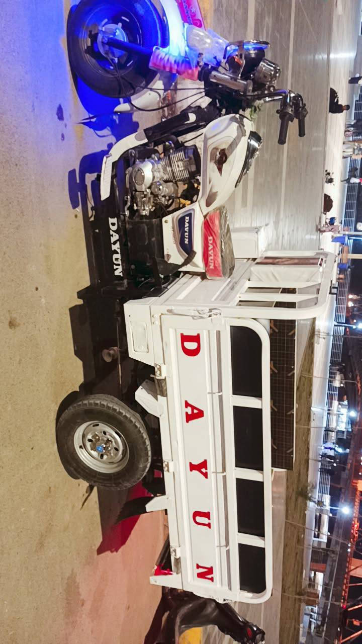 الحلال للبيع  (مرقمه)
(و المراوس فقط  بمرقمه)

موديل ٢٢ ستوته فول ربع ماذب عليها (محرك جديد .  مفتوح كلجات )

مانقصها شي خير من الله 
مكاني  ناصريه مركز. خلف. مستشفى التركي  طريق روف

*********** 

السعر.     (3000) ملايين وبيها مجال
