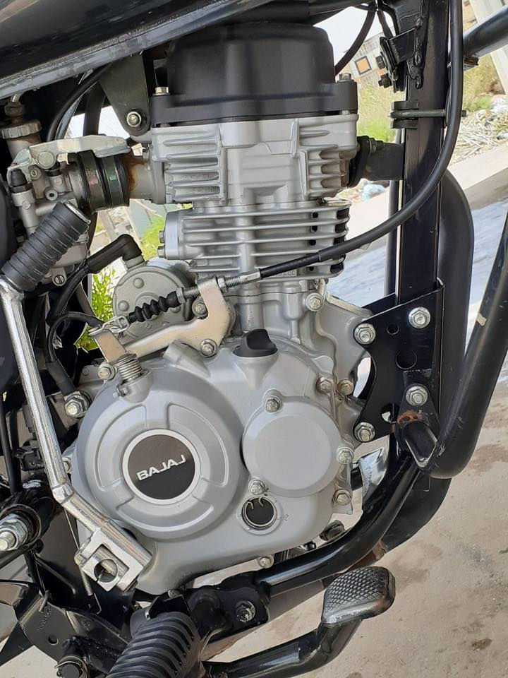 سلام عليكم بوكسر مديل 18 الدراجة نظيفة كلش شرط كفاله مكينه وكهربائيات الدراجة مابيه اي نقص كفاله عامه اوراق كامله (الدراجة مخزونه ) محد يطلع بيهة السعر 750 وبيه مجال مامتواجد ؏ النت
مكاني كربلاء ‭0771 178 1019‬
