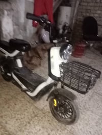 لبيع درجه شحن نضيف السعر ب195وبيهه مجال بسيط رقم 07724186033