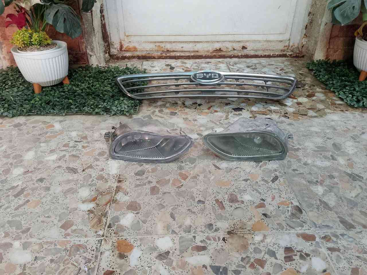 سلام عليكم بلاجكتورات اف ثري جدد شغالات السعر 10 وشباج اف ثري السعر 5 الرقم *********** فقط واتساب
