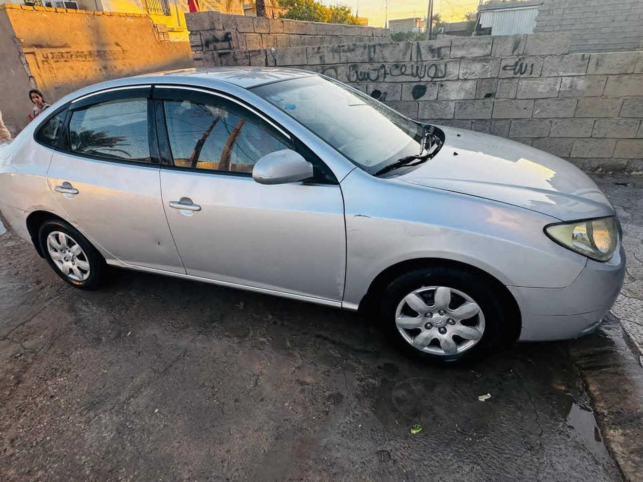 السلام عليكم للبيع النترا 10 خليجي بدون ضرر مكفوله السعر ١١٣ بيهة مجال السياره جاهزه ***********
