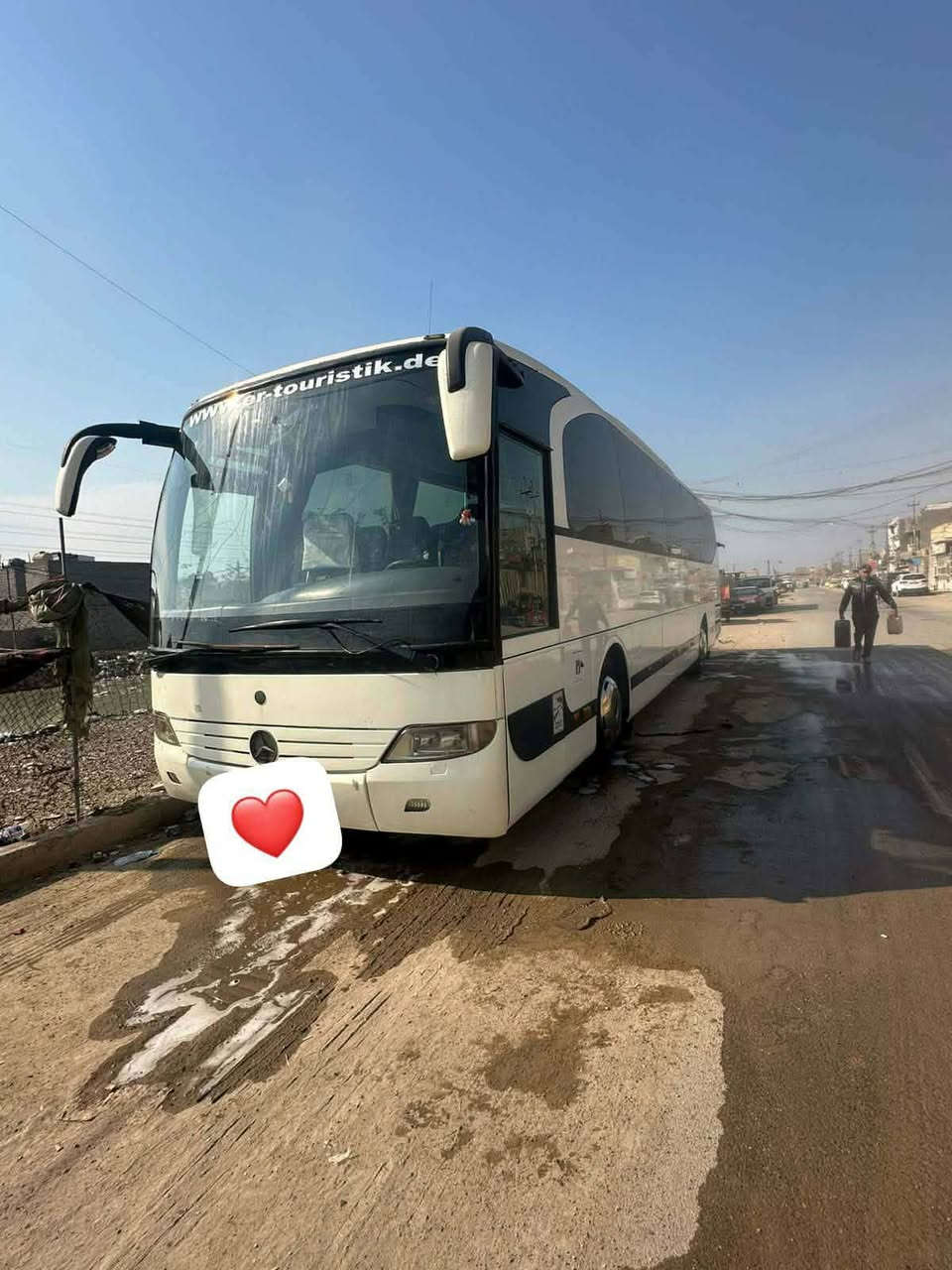 باص مارسدس ترزموللبيع اومراوس بكوستر رقم الماني واقع حال موديل ١٤للبيع السعر٢٣٠ورقه جاهزه مجهزه مكانهابالديوانيه ماكوخاص فقط اتصال 
***********
