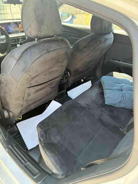 السلام عليكم 
للبيع ام جي ٥ شكل جيتي وارد صيني موديل ٢٥ محرك ١٥٠٠ تنفس طبيعي ماشية ١٣ الف  السيارة بحالة الوكالة بدون اي ضرر او صبغ فول مواصفات فتحة بصمة كامرات ٣٦٠ حساسات خلفية مثبت سرعه كشنات جلد مري شفط تبريد قطعتين تحكم ستيرن جهتين شاشه بلادية تحكم كامل بالسيارة
مسويلها دوشمة قماش نوعية ممتازه وارضيات ريزلاين   
 رقم اربيل باسمي   مكانها بغداد الاعظمية السعر ١١٥ وبيها مجال جدا بسيط 
للاستفسار الاتصال على الرقم 
***********
