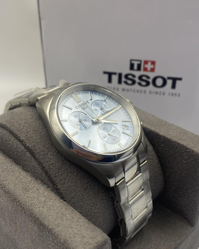 TISSOT
جديد غير مُستخدم
كامل المُرفقات 
كرونوغراف 
قطر ٤٠ 
كوارتز 
مينا مُميزة جدًا


**إذا كنت صاحب هذا الإعلان وتريد حذفه لأي سبب، رجاءا أرسل رسالة إلى الدعم الفني**