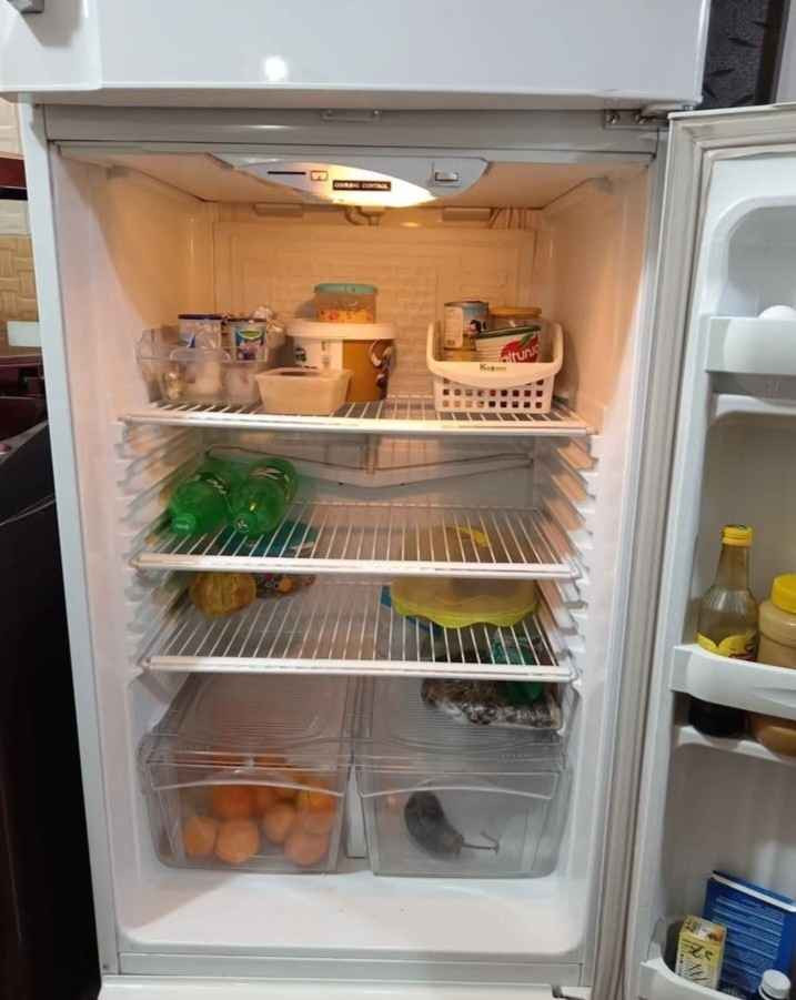 ثلاجة نوع كونكورد حجم ٢٤ قدم نضيفه وشغاله للاستفسار خاص او واتساب *********** النجف, العراق
