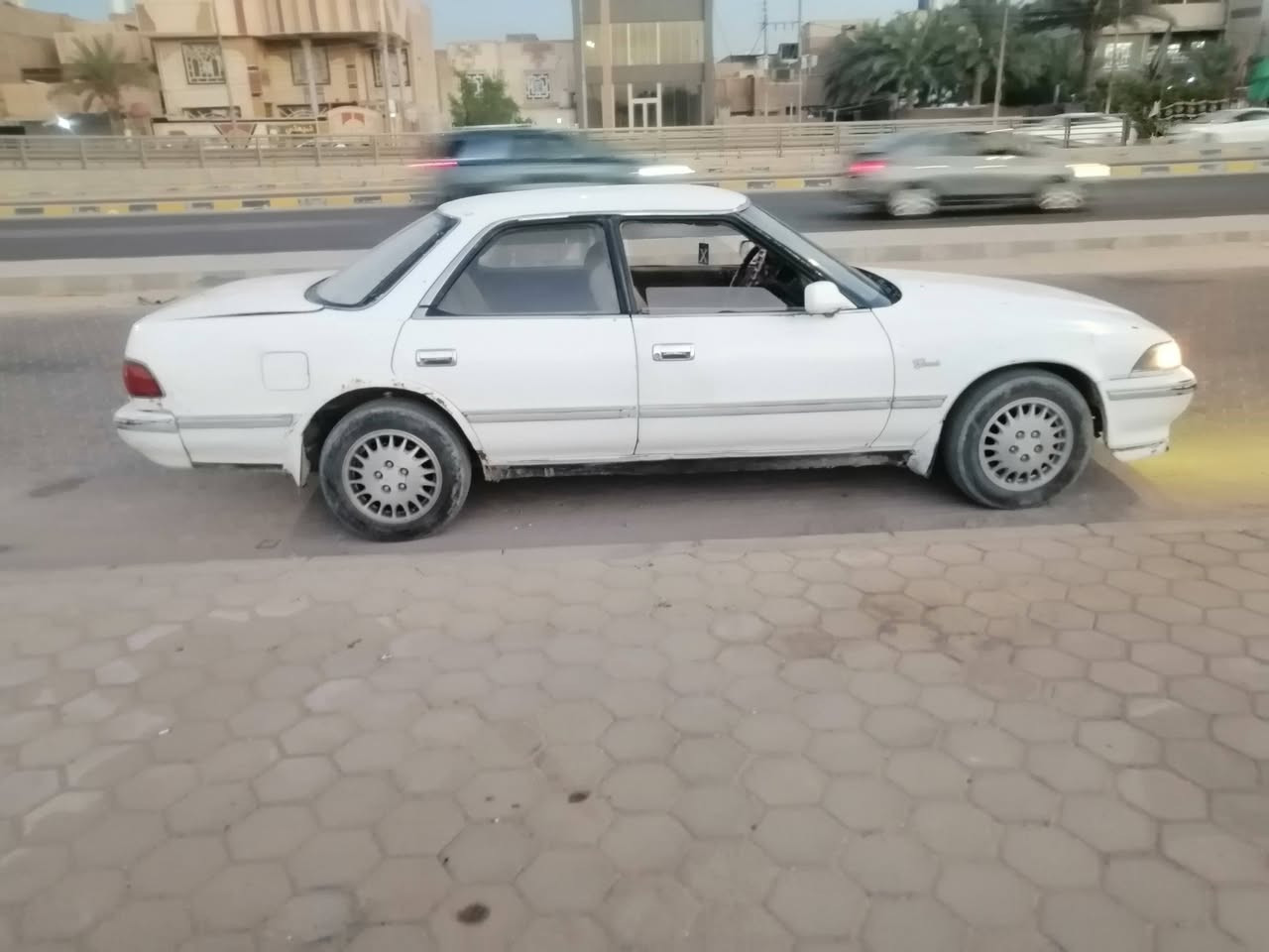مارك عضم موديل 91 سنويه عضم رقم لماني كير ومحرك جدد كهربائيات شغاله والكشر كدامك سعر 18 وبيها مجال مكان نجف رقم ***********
