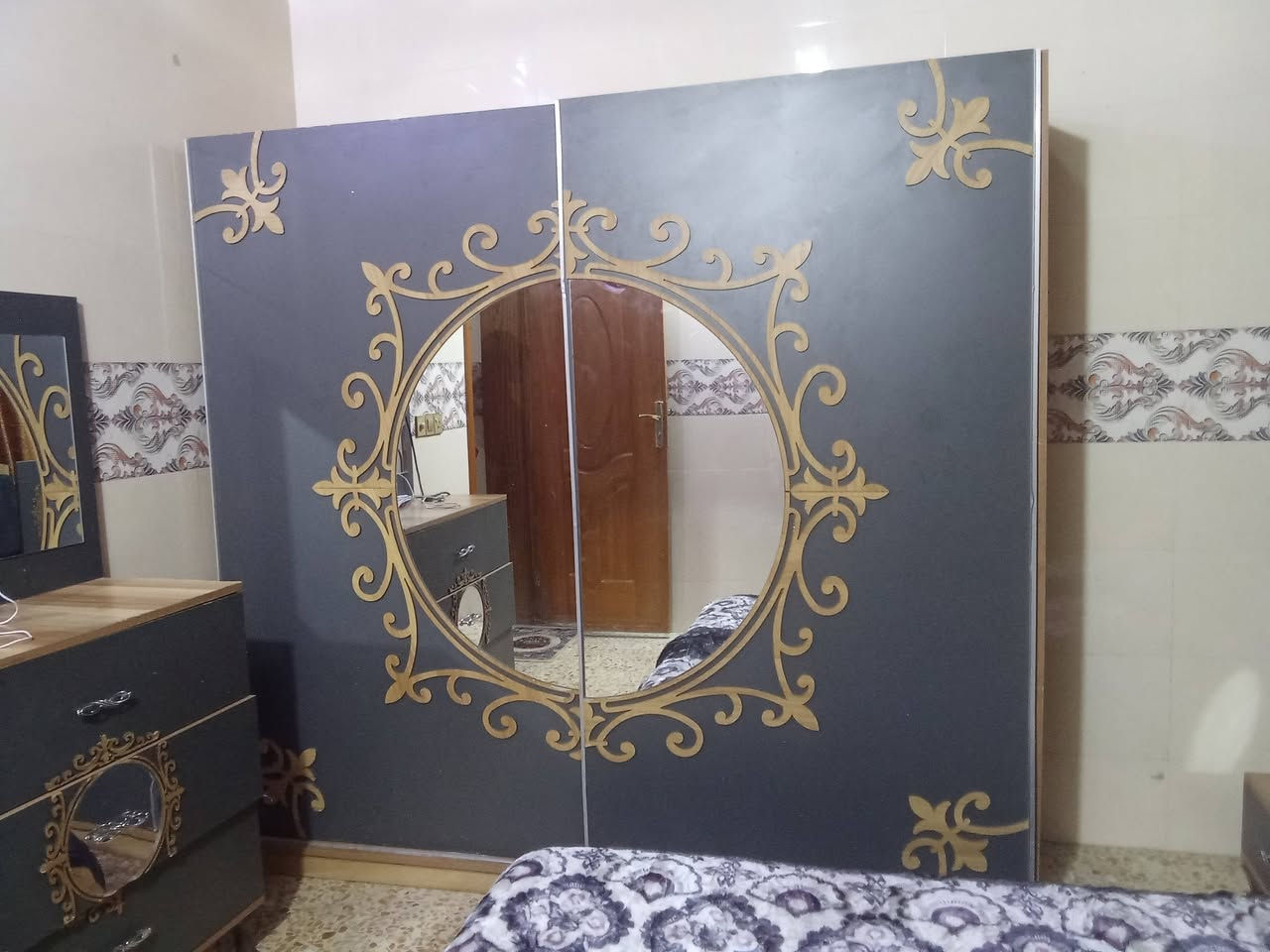 غرفه نوم للبيع 
السعر 300
نضام سلايت 
العنوان كربلاء الجاير 
الرقم ***********
