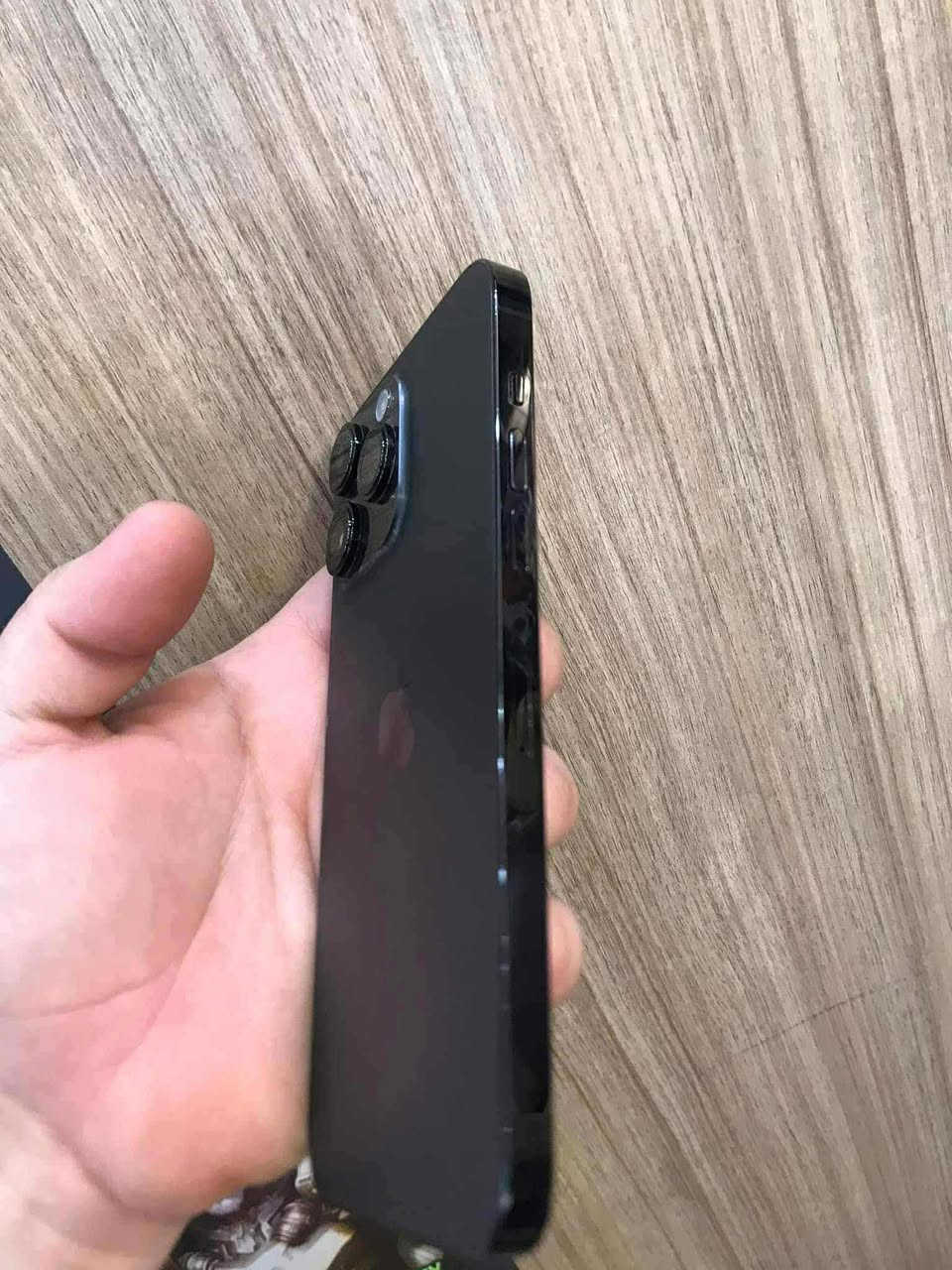 السلام عليكم ورحمة الله وبركاته     #ايفون 14برو ماكس المبايل نضافه فول نمودج mشرق اوسط المبايل بطاريته 84 
ذاكره 256
سعر 950

ملحقاته كامله كارتونه وشاحنه 

مكاني الديوانيه المركز 
رقمي ***********
بي وتساي
