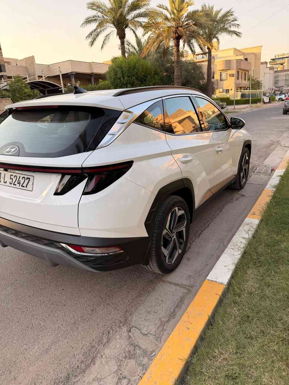 السلام عليكم
بيع فقط فقط ⚠️

هيونداي توكسان مرقم بغداد بسمي فول عده البنراما لون ابيض     مكفوله صبغ بارد تكحيل رصعات حالوب
       مواصفات    ⚠️  السعر 194 ورقه بيه مجال بسيط جدا 

موديل 2024 

🔵 بصمه 

🔵تشغيل عن بعد 

🔵 دسبول ايباد 

🔵كراسي كهرباء 

🔵 صندوك كهرباء 

🔵 ويل حجم 19 

🔵 كراسي جلد 

🔵 حجم المحرك 2000

🔵 حساس امامي خلفي 

🔵 تحكمات وشاشه وئوامر صوتيه 

🔵 بردات خلفيه 

السياره جديده جدا وع وضع الشركه مبدل بيه فقط رواجز بسمي مرقم بغداد جاهز مكاني بغداد زيونه رقمي ***********
